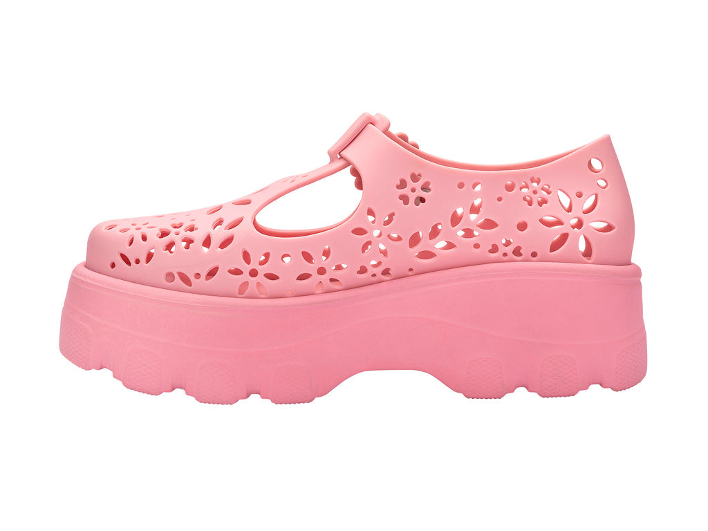 Kick Off Lace